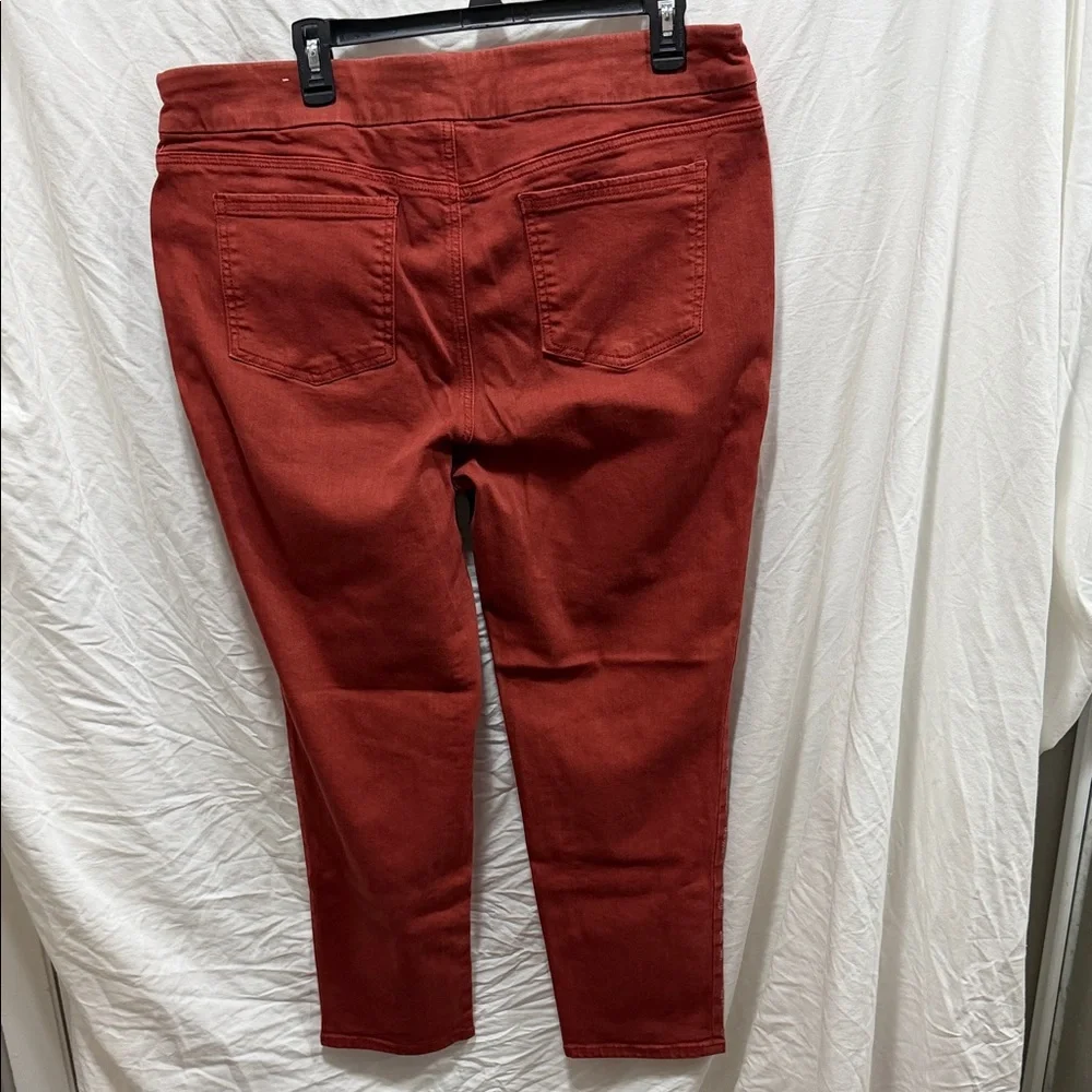 NWOT Chico's Glittery Red Cropped Jeans - Picture 5 of 11